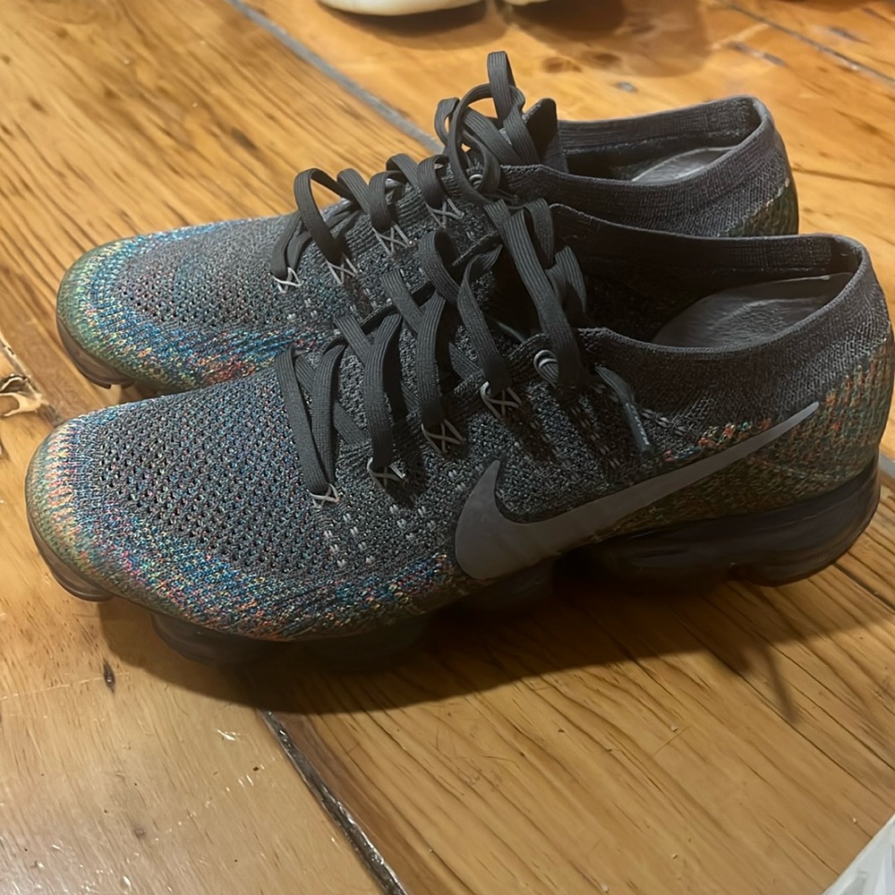 Nike Vapor Max No Box Used